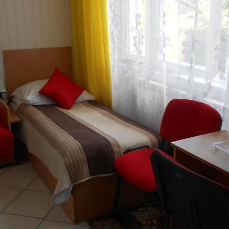 Hotel Leon Biała Podlaska Oda fotoğraf