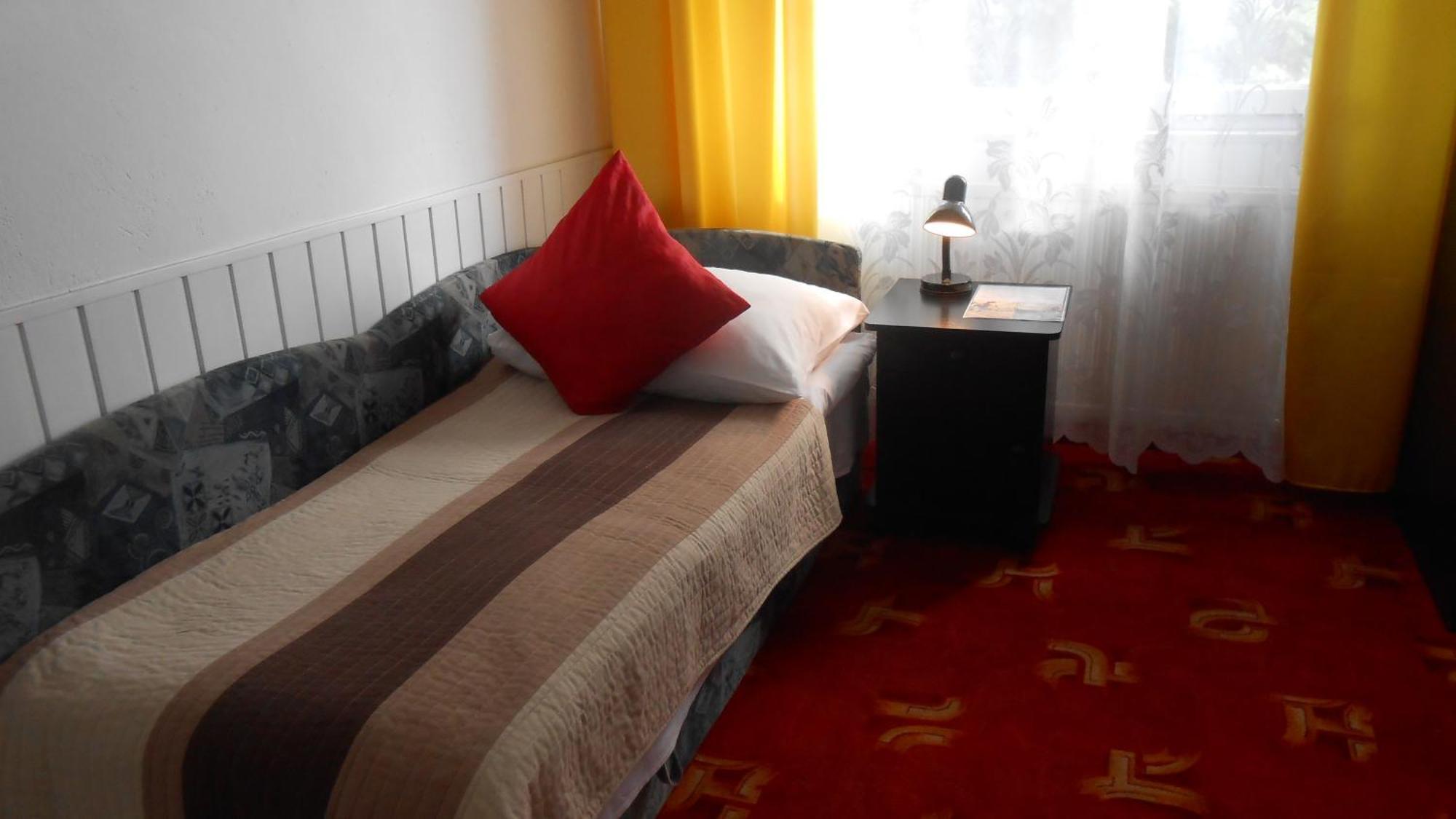 Hotel Leon Biała Podlaska Oda fotoğraf