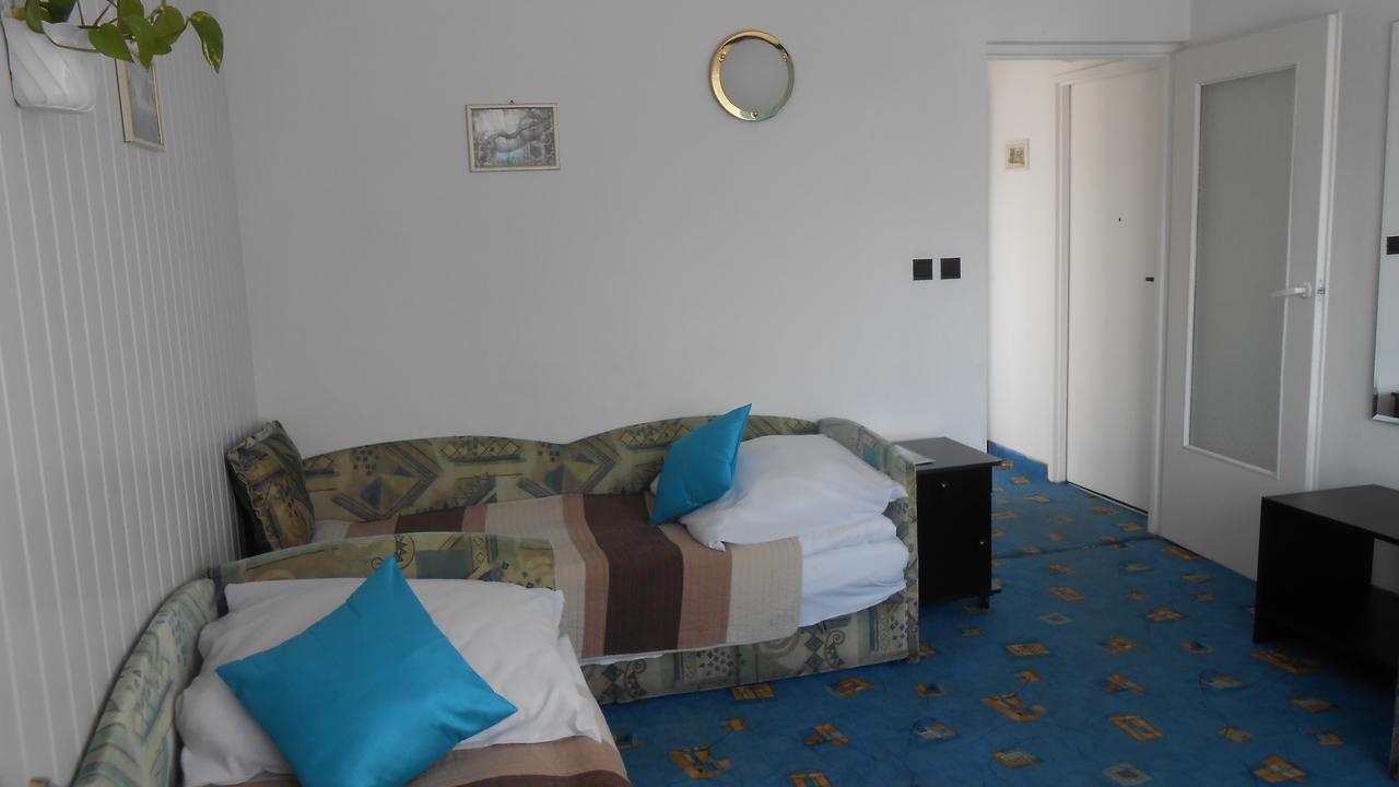 Hotel Leon Biała Podlaska Dış mekan fotoğraf